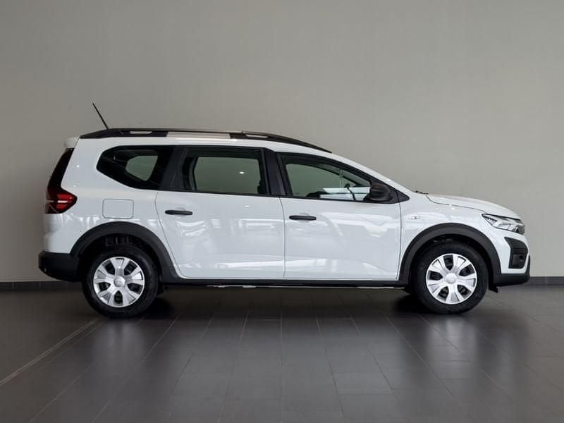 Gebraucht Dacia Jogger Essentiel 101 PS (74 kW) 2024 Weiß Van / Kleinbus