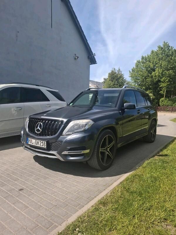 Grau Gebraucht 2014 Mercedes GLK220 SUV | 11.900 € (Guter Preis) - Bild 1/4