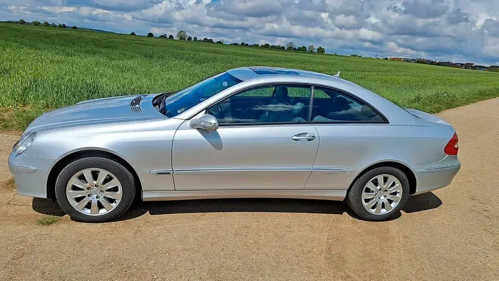 Gebraucht Mercedes CLK280 Elegance 231 PS (169 kW) 2007 Silber Coupé