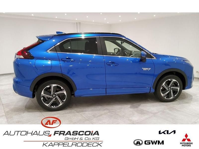 Gebraucht Mitsubishi Eclipse Cross Top 188 PS (138 kW) 2022 Blau SUV