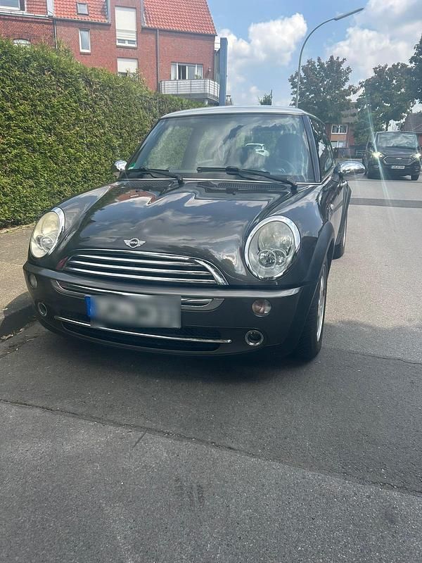 Grau Gebraucht 2006 Mini Cooper Kleinwagen | 3.700 € (Fairer Preis) - Bild 1/4