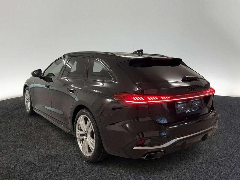 Gebraucht Audi A5 Ambiente 204 PS (150 kW) 2025 Mythosschwarz metallic Kombi