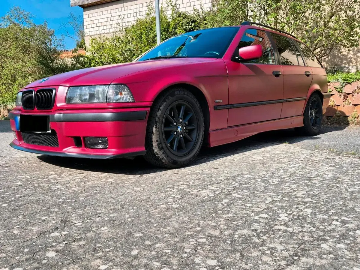 Gebraucht BMW 323 170 PS (125 kW) 1998 Rot Kombi