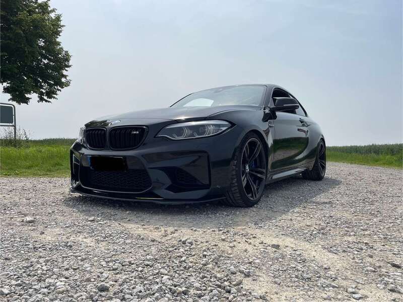 Schwarz Gebraucht 2017 BMW M2 M Performance Coupé | 43.500 € (Etwas zu teuer) - Bild 1/4