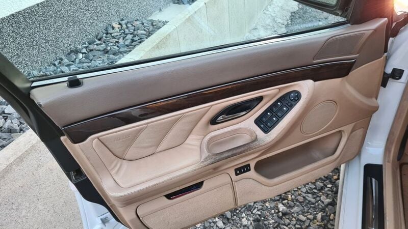 Gebraucht BMW 750 Performance 326 PS (239 kW) 1998 Weiß Limousine