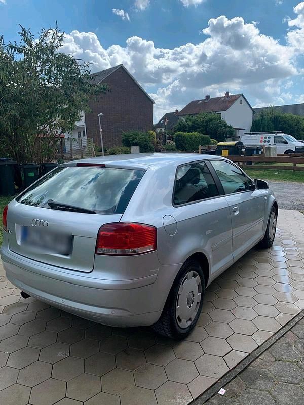Gebraucht Audi A3 102 PS (75 kW) 2004 Silber Kleinwagen