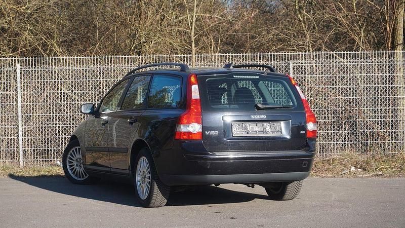 Gebraucht Volvo V50 Kinetic 145 PS (106 kW) 2006 Schwarz Kombi