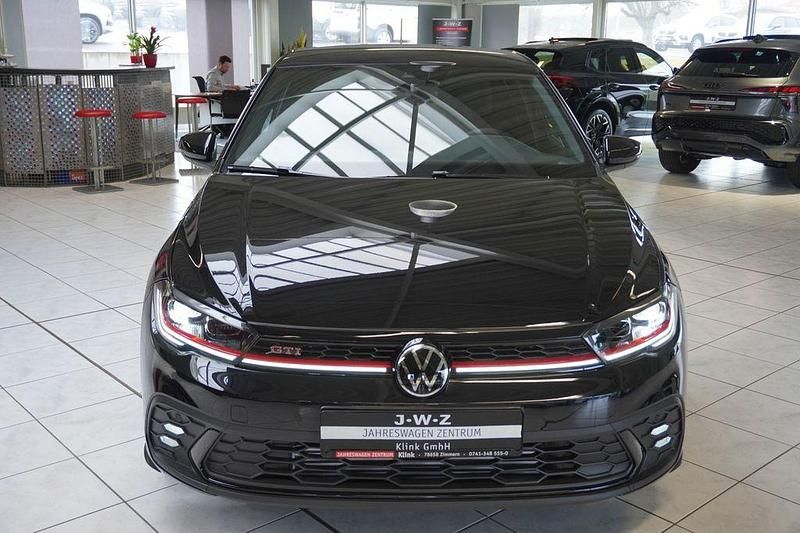 Neu VW Polo GTI 207 PS (152 kW) 2026 Grau Limousine