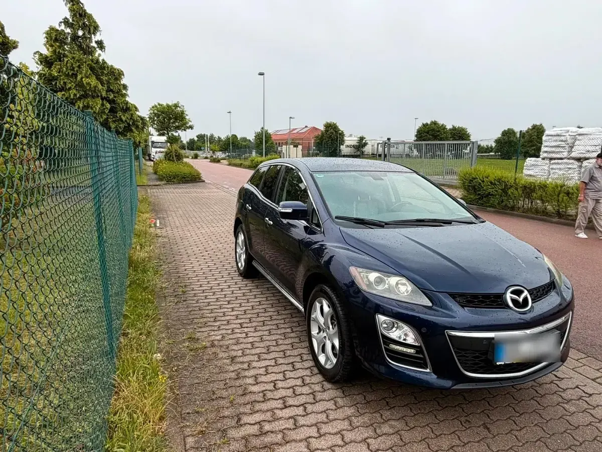 Gebraucht Mazda CX-7 173 PS (127 kW) 2012 Blau SUV