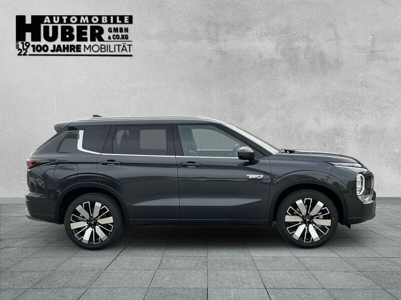 Gebraucht Mitsubishi Outlander P-HEV Top 306 PS (225 kW) 2025 Grau metallic SUV