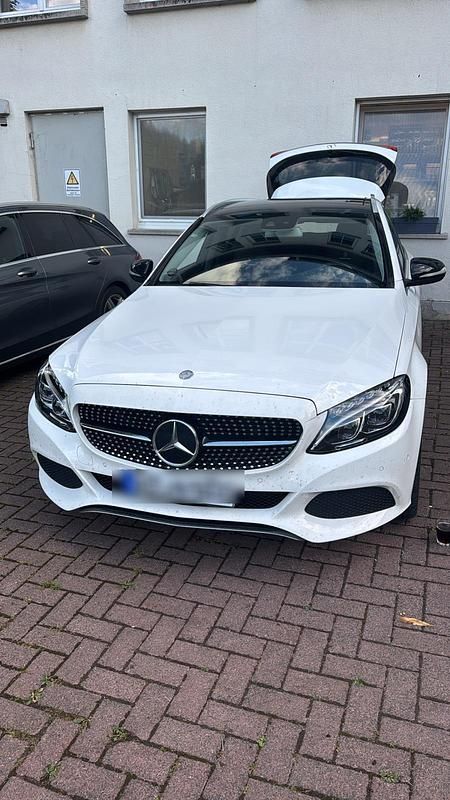 Weiß Gebraucht 2015 Mercedes C220 Kombi | 14.000 € (Teuer) - Bild 1/1
