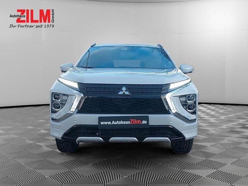 Gebraucht Mitsubishi Eclipse Cross Plus 188 PS (138 kW) 2024 Weiß (andenweiß) SUV