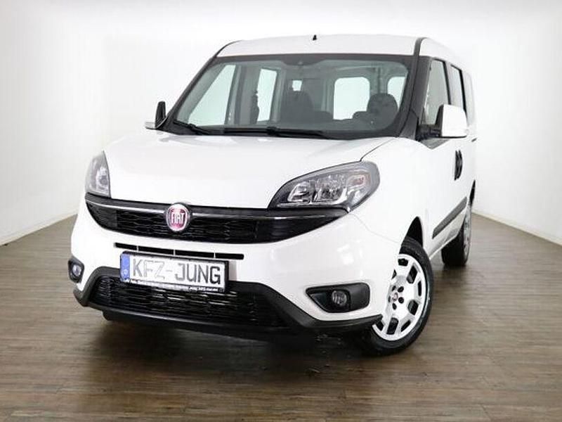 Weiß Gebraucht 2019 Fiat Doblò Van / Kleinbus | 10.990 € (Fairer Preis) - Bild 1/4