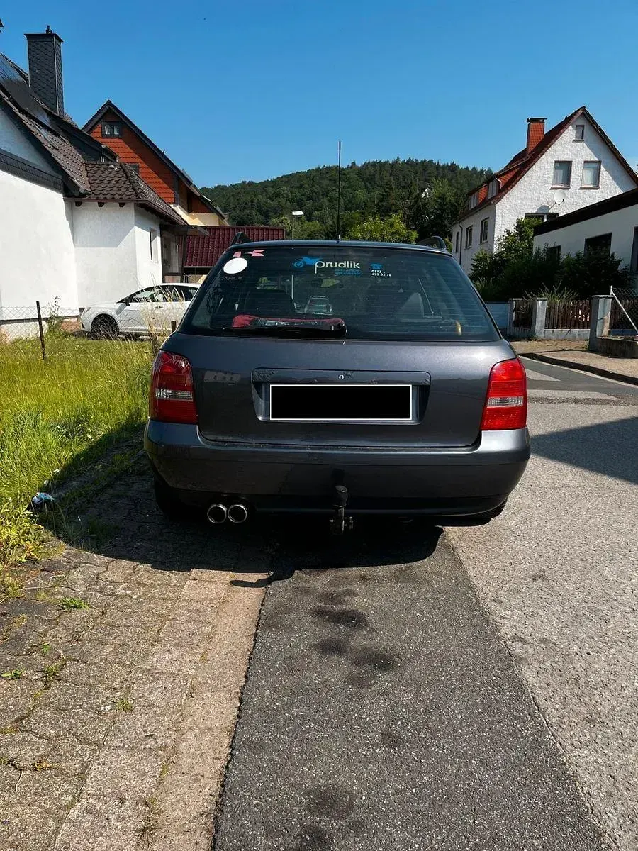 Gebraucht Audi A4 Sport 116 PS (85 kW) 2001 Grau Kombi