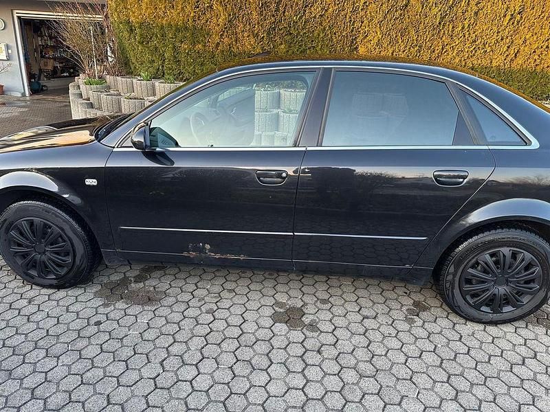 Gebraucht Audi A4 131 PS (96 kW) 2003 Schwarz Limousine