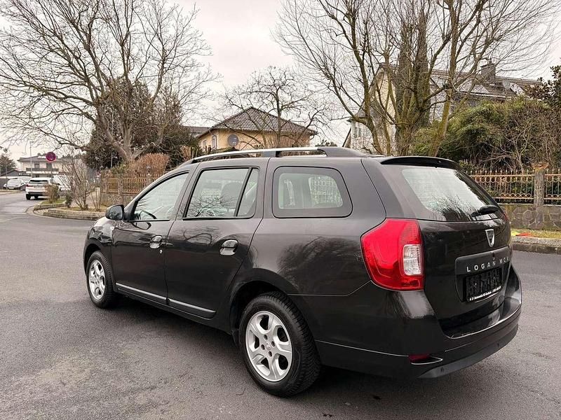 Gebraucht Dacia Logan Prestige 90 PS (66 kW) 2015 Perlmuttschwarz Kombi