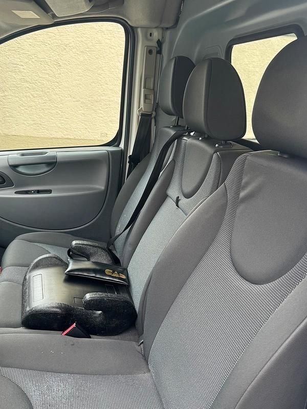 Gebraucht Peugeot Expert 90 PS (66 kW) 2010 Weiß Van