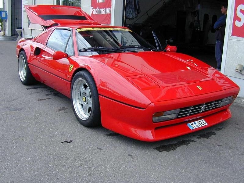 Gebraucht Ferrari 328 271 PS (199 kW) 1988 Rot Cabrio