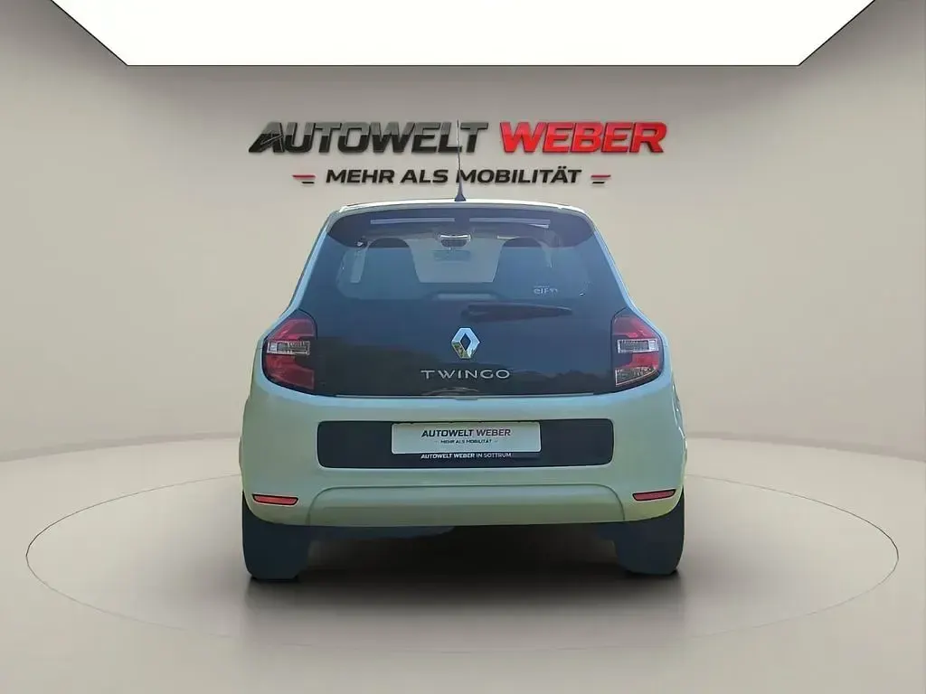 Gebraucht Renault Twingo Expression 71 PS (52 kW) 2015 Weiß Kleinwagen