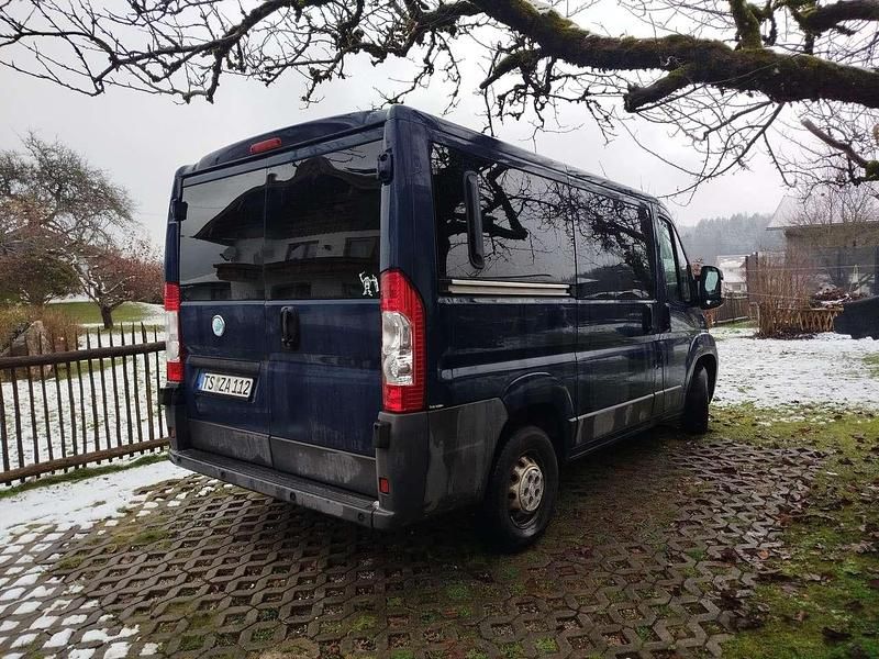 Gebraucht Fiat Ducato 120 PS (88 kW) 2011 Blau Van