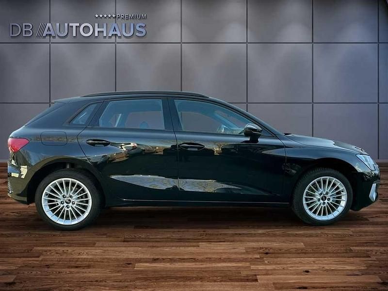 Gebraucht Audi A3 Advanced Plus 150 PS (110 kW) 2024 Schwarz Limousine