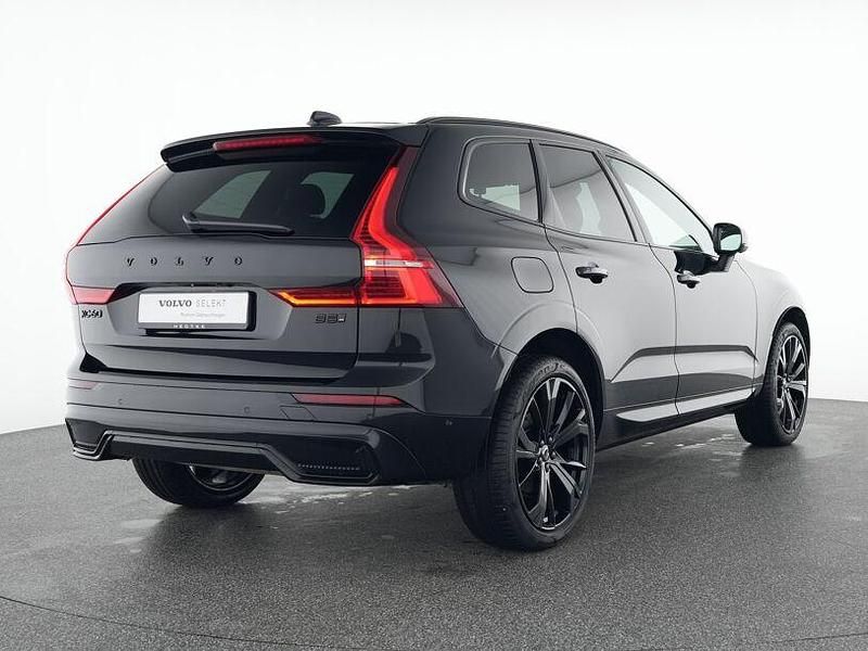 Gebraucht Volvo XC60 Plus 250 PS (183 kW) 2025 Schwarz SUV