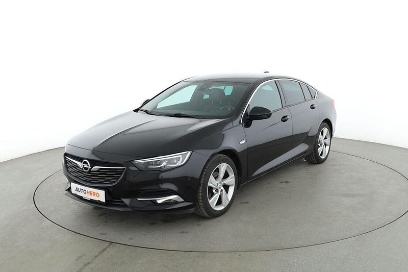 Schwarz Gebraucht 2017 Opel Insignia Dynamic Limousine | 15.840 € (Etwas zu teuer) - Bild 1/3
