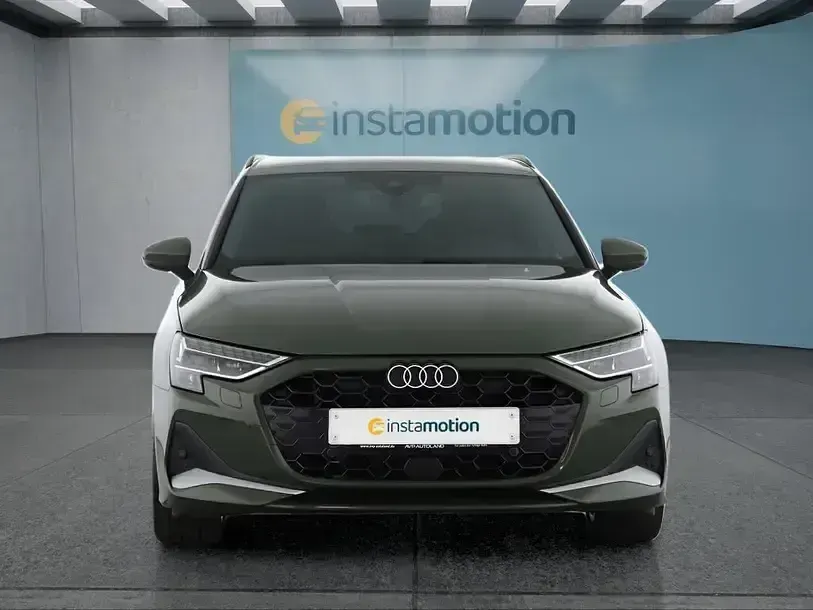 Gebraucht Audi A3 150 PS (110 kW) 2025 Grün Limousine