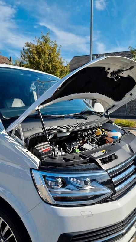 Gebraucht VW Multivan Generation Six 204 PS (150 kW) 2017 Weiß Van