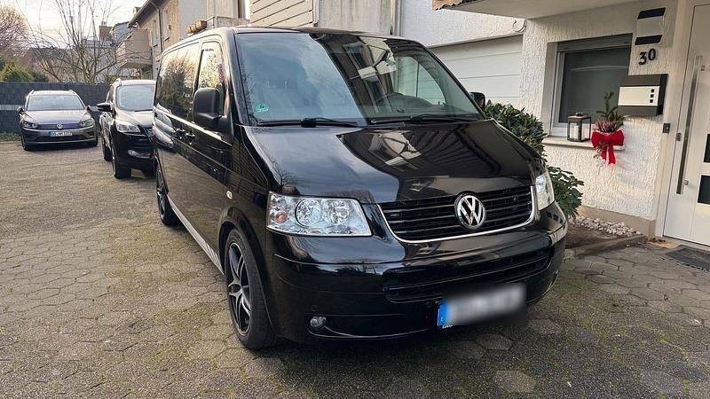 Schwarz Gebraucht 2008 VW Multivan Startline Van | 11.200 € (Superpreis) - Bild 1/4