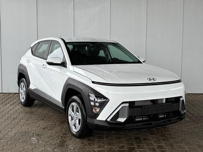 Neu Hyundai Kona Comfort 2025 Atlas white SUV