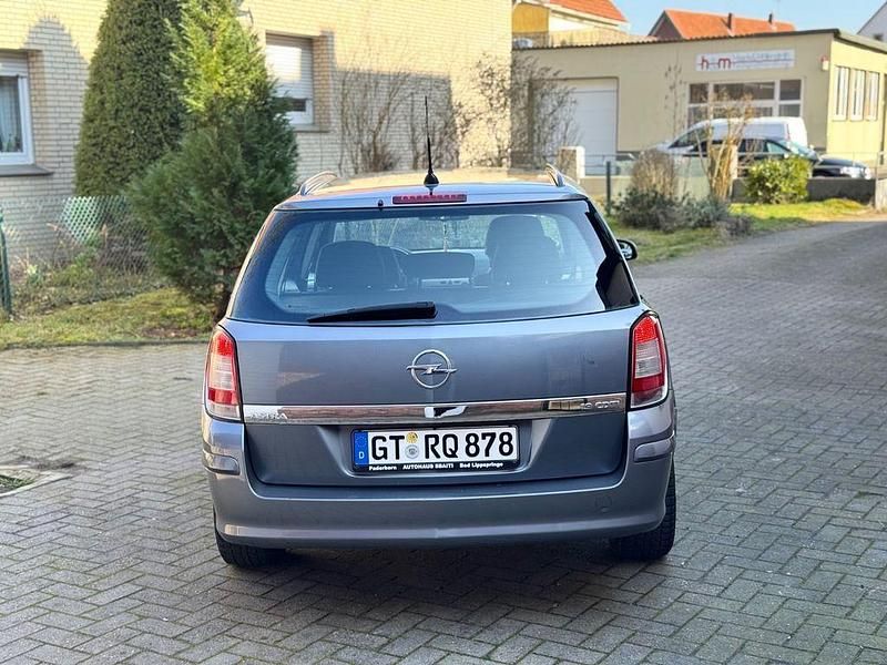 Gebraucht Opel Astra 101 PS (74 kW) 2007 Grau Limousine