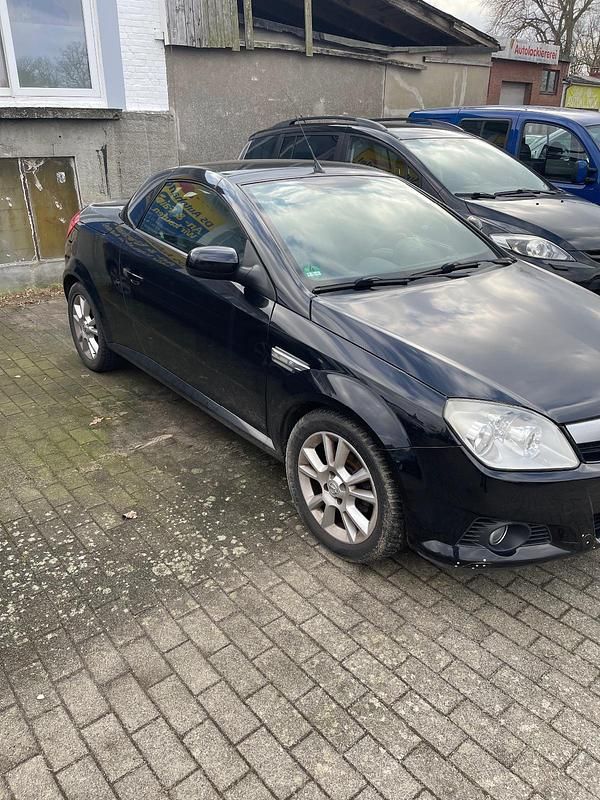Gebraucht Opel Tigra 125 PS (91 kW) 2007 Schwarz Cabrio