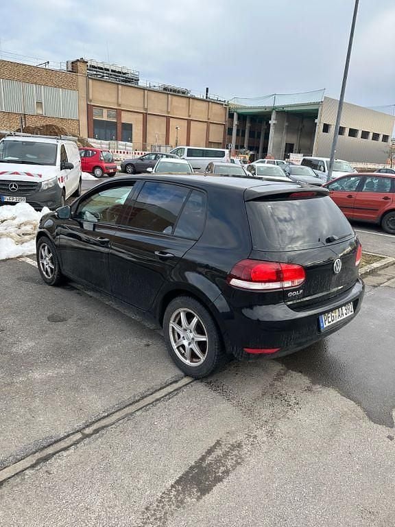 Gebraucht VW Golf VI 80 PS (58 kW) 2010 Schwarz Kleinwagen