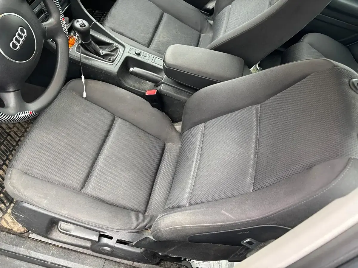 Gebraucht Audi A4 S-Line 135 PS (99 kW) 2002 Grau Limousine