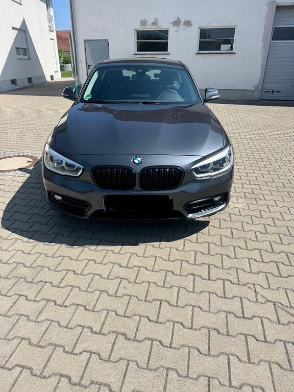 Gebraucht BMW 118 136 PS (100 kW) 2018 Grau Kleinwagen