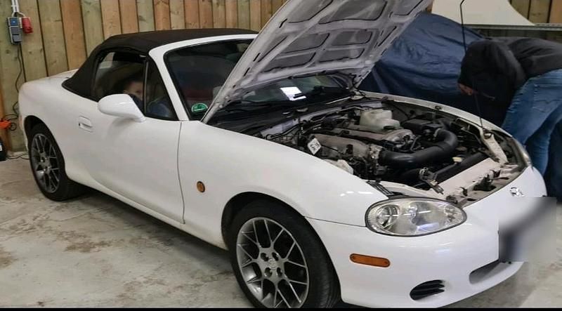 Gebraucht Mazda MX5 110 PS (80 kW) 2001 Weiß Cabrio