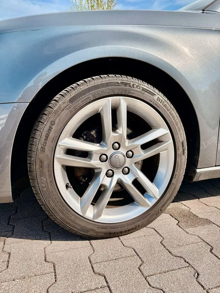 Używany Audi A3 Ambition 150 KM (110 kW) 2013 Szary Sedan/Limuzyna
