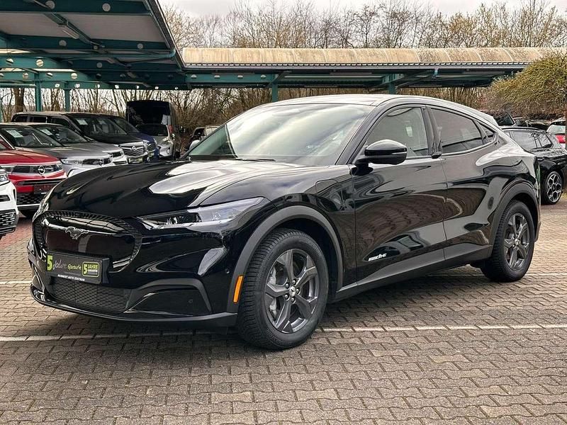 Gebraucht Ford Mustang Mach-E 197 kW (269 PS) 2023 Iridiumschwarz metallic SUV