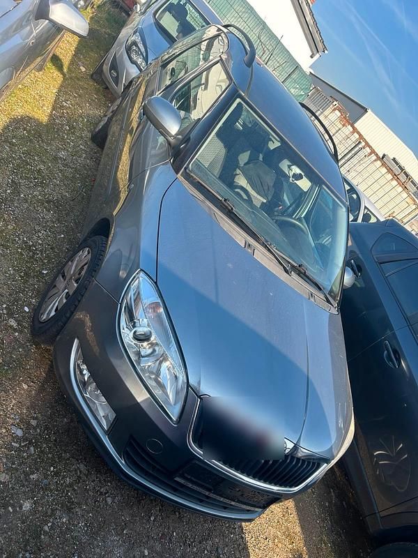 Gebraucht Skoda Roomster 75 PS (55 kW) 2012 Van / Kleinbus