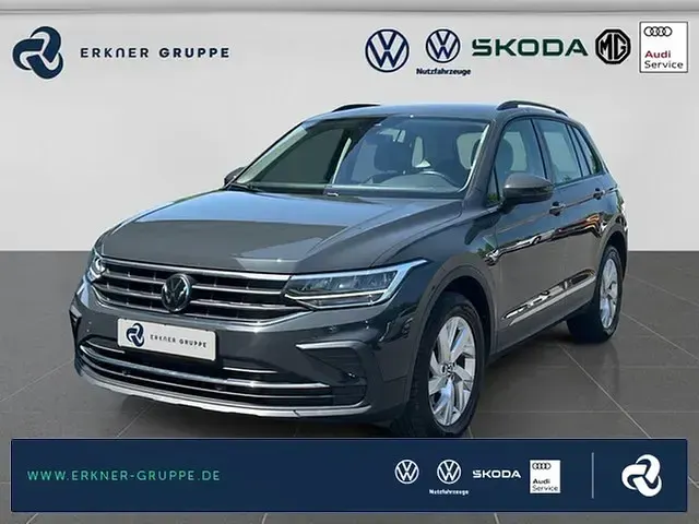 Gebraucht VW Tiguan Life 190 PS (139 kW) 2022 SUV