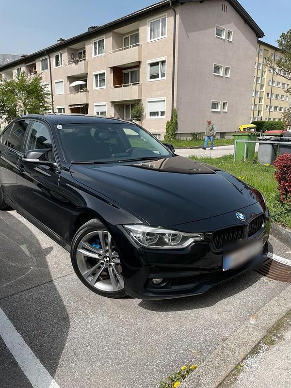 Schwarz Gebraucht 2016 BMW 330 Limousine | 13.500 € (Guter Preis) - Bild 1/4