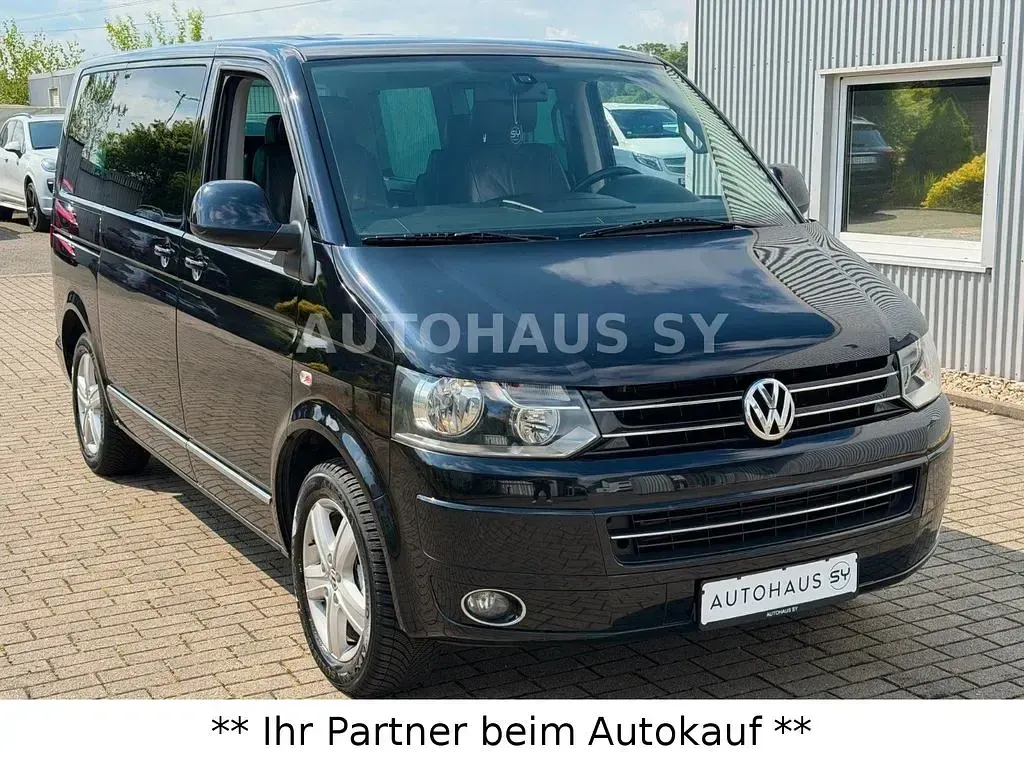 Second-hand VW T5 Highline 179 CP (131 kW) 2010 Negru Van