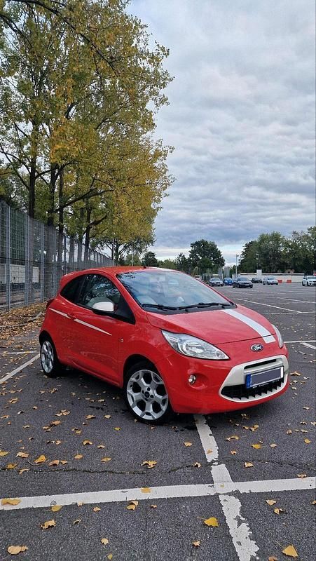 Rot Gebraucht 2011 Ford Ka Individual Kleinwagen | 5.199 € (Fairer Preis) - Bild 1/4