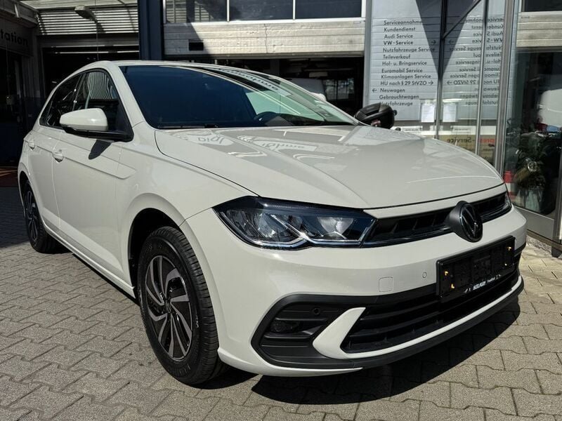 Neu VW Polo Advance 116 PS (85 kW) 2025 Grau Limousine