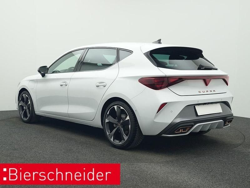 Usata Cupra Leon 204 CV (150 kW) 2025 Bianco Berlina