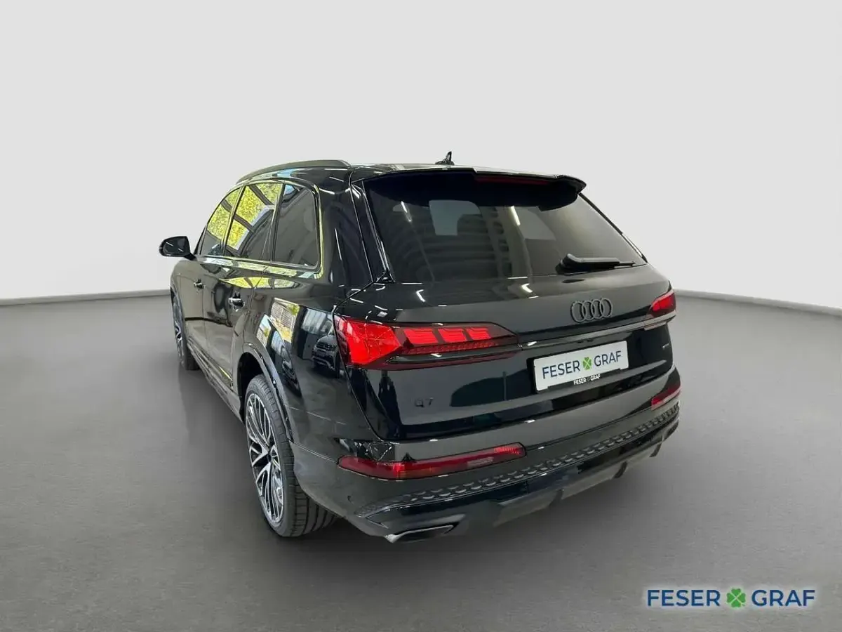 Gebraucht Audi Q7 S-Line 286 PS (210 kW) 2025 Mythosschwarz metallic SUV