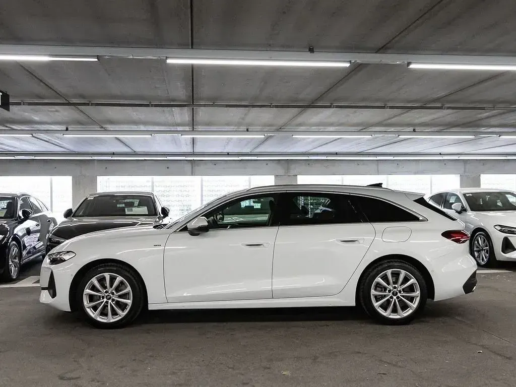 Second-hand Audi A5 Comfort 299 CP (219 kW) 2025 Alb Break