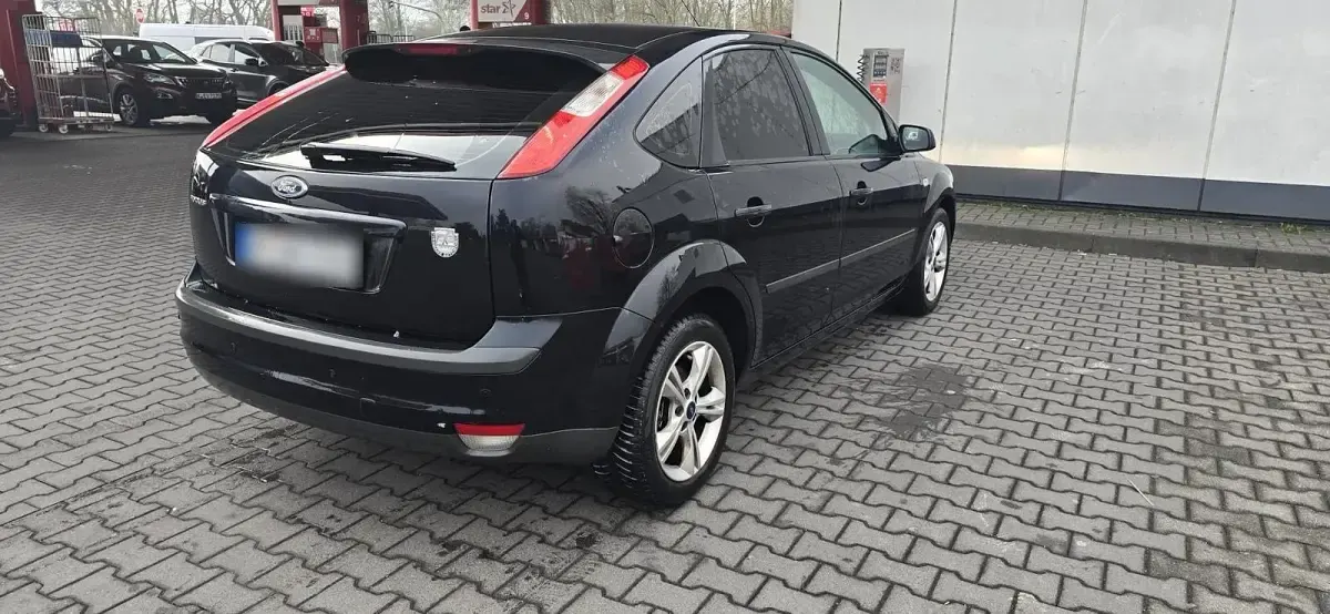 Gebraucht Ford Focus 101 PS (74 kW) 2007 Schwarz Limousine
