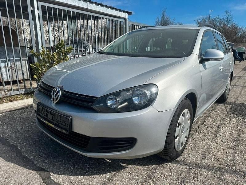 Gebraucht VW Golf VI Trendline 105 PS (77 kW) 2011 Silber Kleinwagen